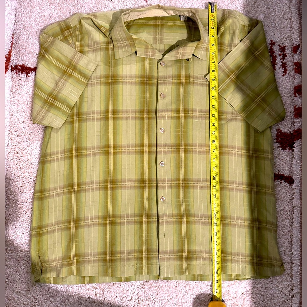 Tommy Bahama Shirt Mens XL Green 100% Silk Short Sleeve Plaid Button Like New